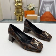 Louis Vuitton Heeled Shoes